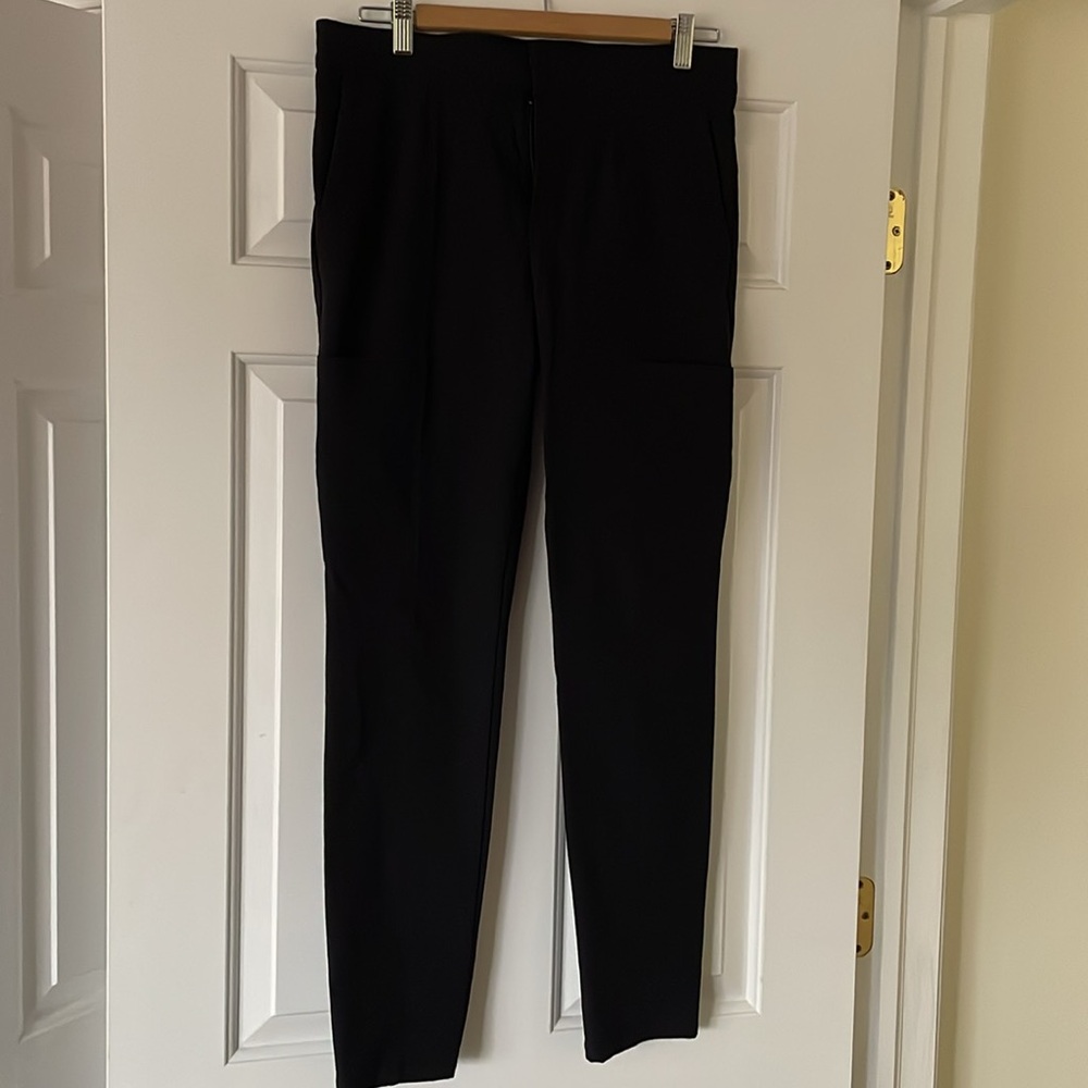 Athleta Wander Stash Skinny Mid Rise Black Pants